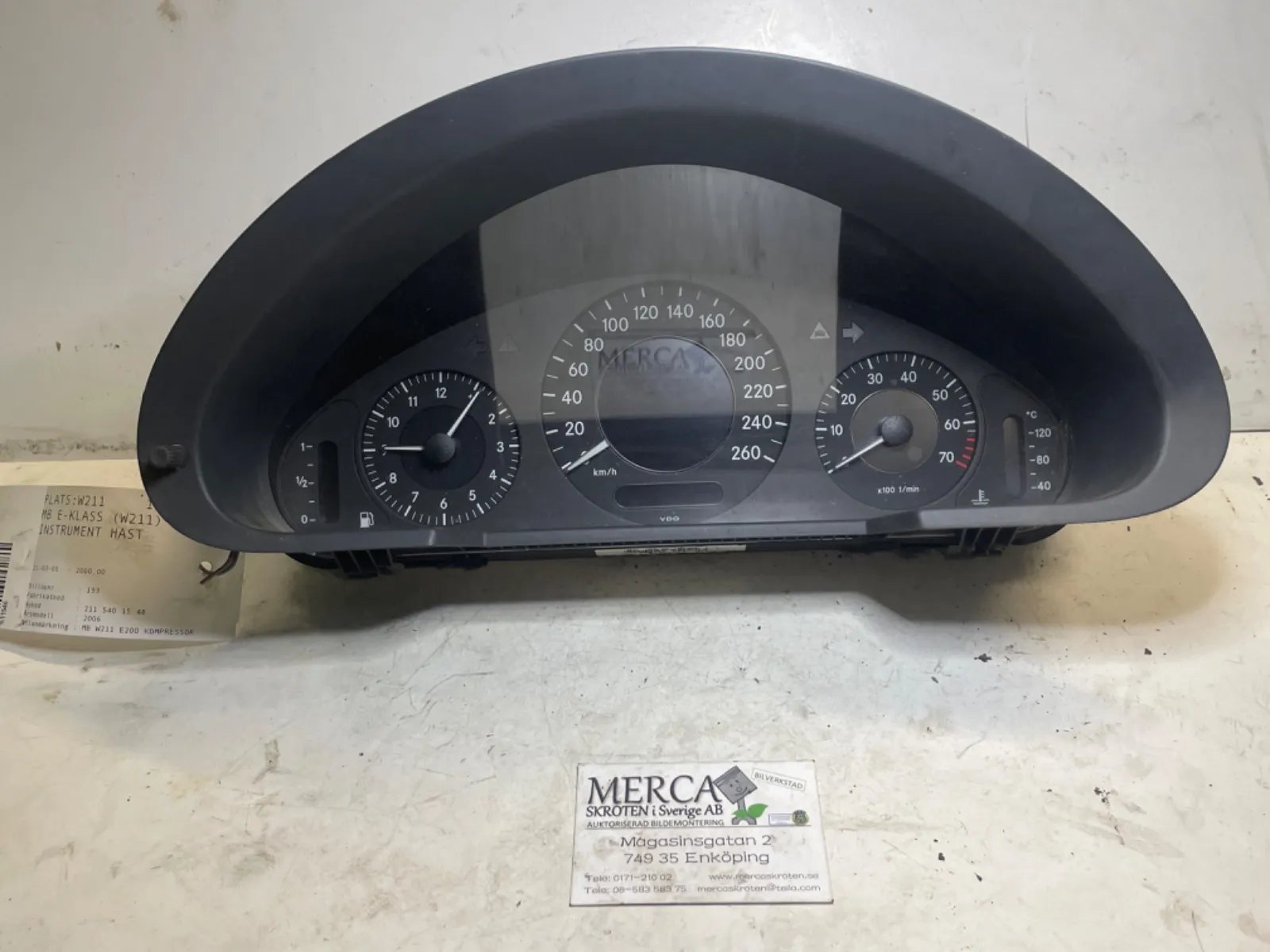 Mercedes-Benz E-klass W211 Instrument hast