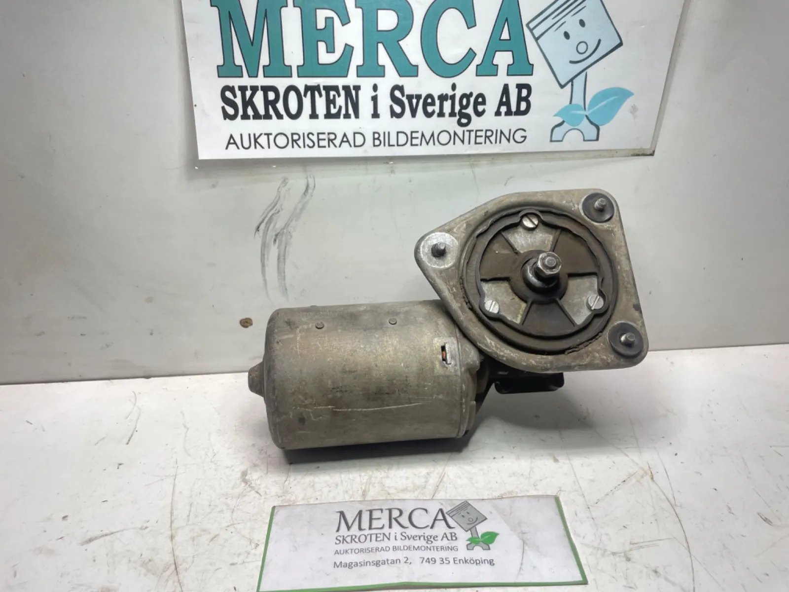 Mercedes-Benz Compakt W115 Torkarmotor vindruta