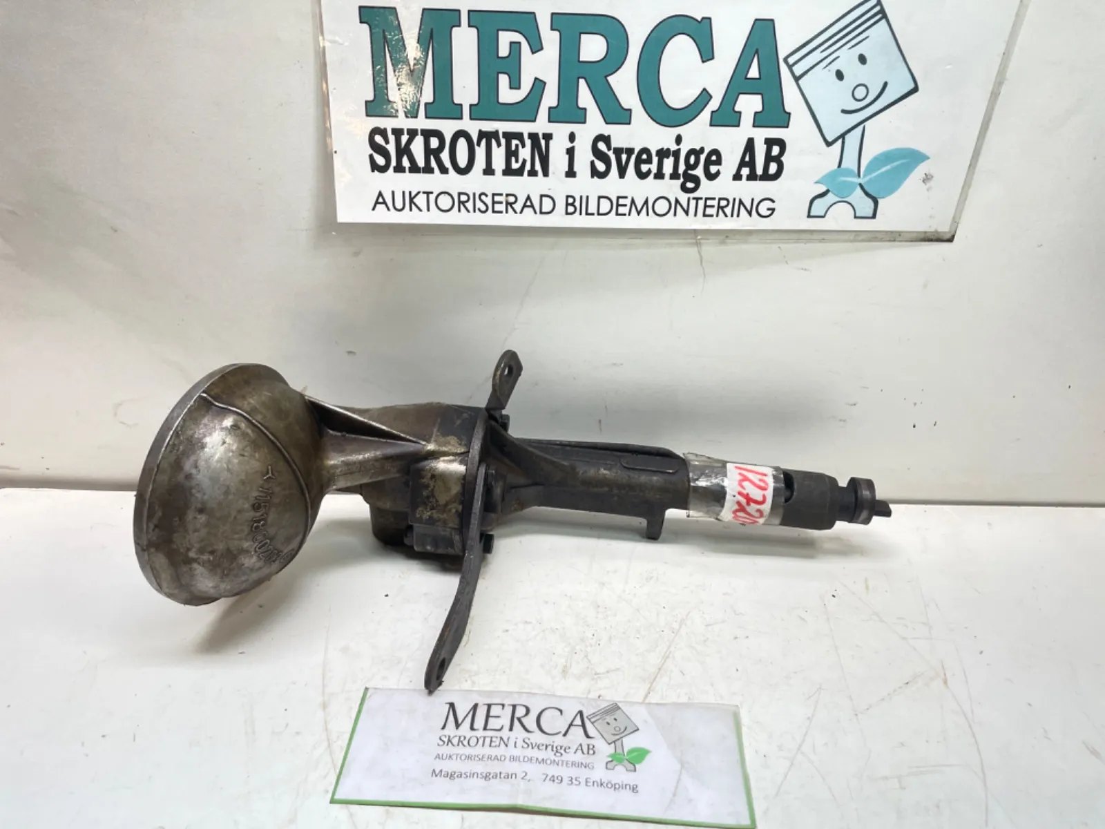 Mercedes-Benz Compakt W115 Oljepump motor