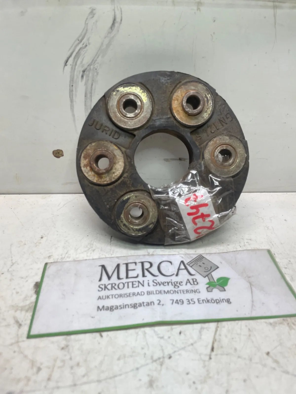 Mercedes-Benz Compakt W115 Mellanaxel gummiknut