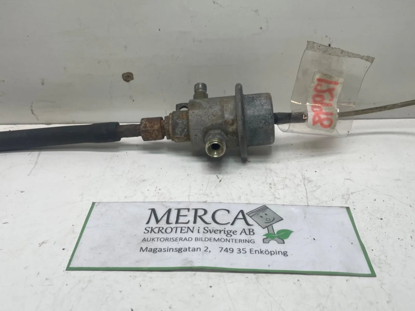Mercedes-Benz 200-500 W124 Inj. brän.trycksregulator