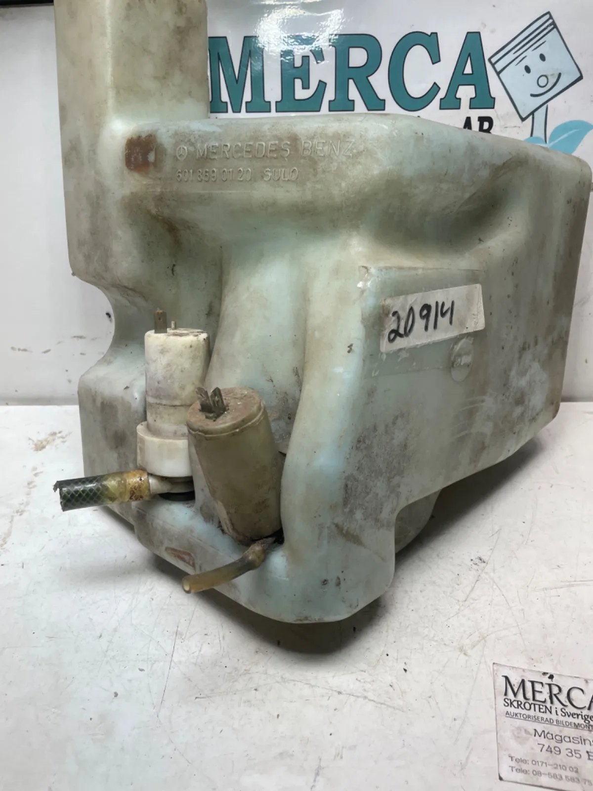 Mercedes-Benz 207-310 Spolartank vindruta