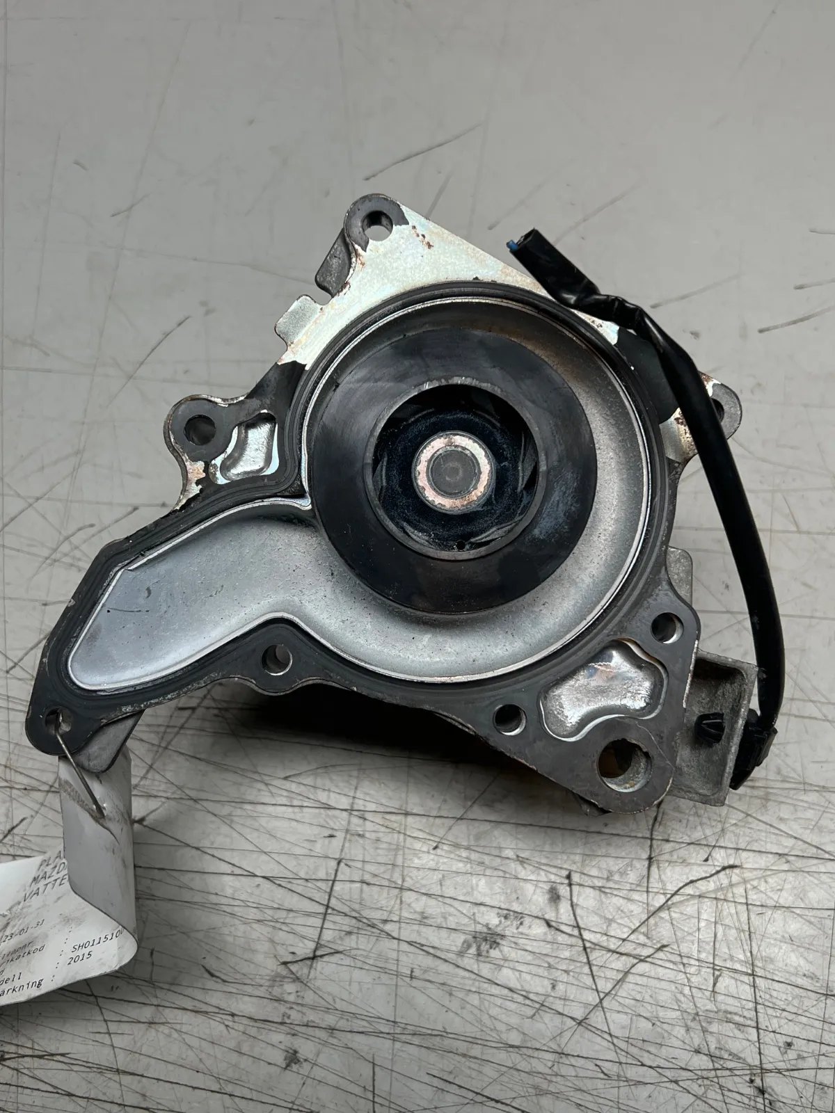 Mazda 6 13->> Vattenpump