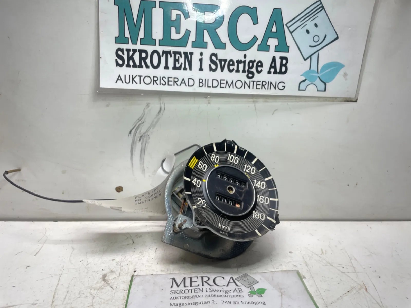 Mercedes-Benz Compakt W115 Instrument hast