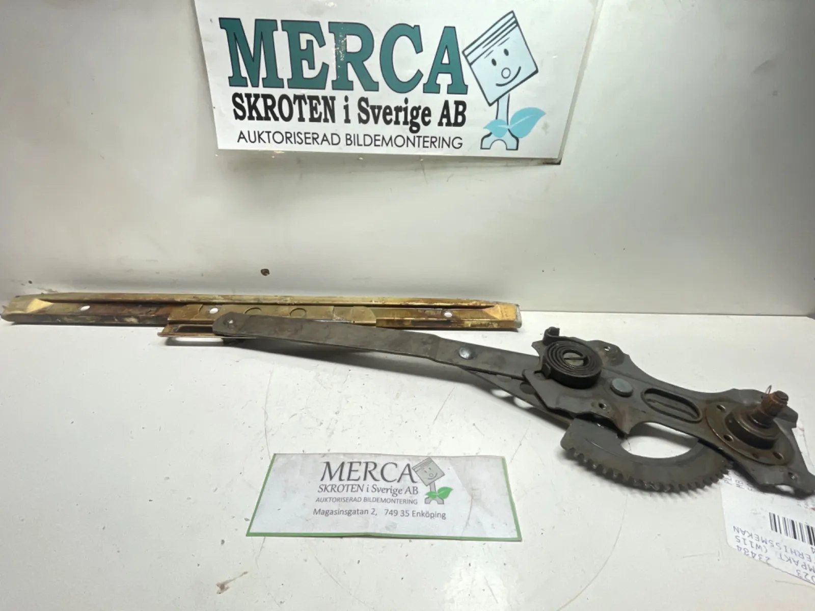 Mercedes-Benz Compakt W115 Fönsterhissmekanism