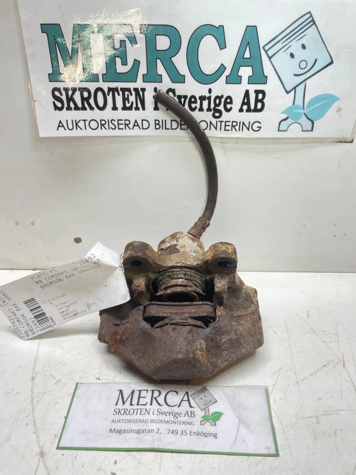 Mercedes-Benz Compakt W115 Bromsok bak vänster