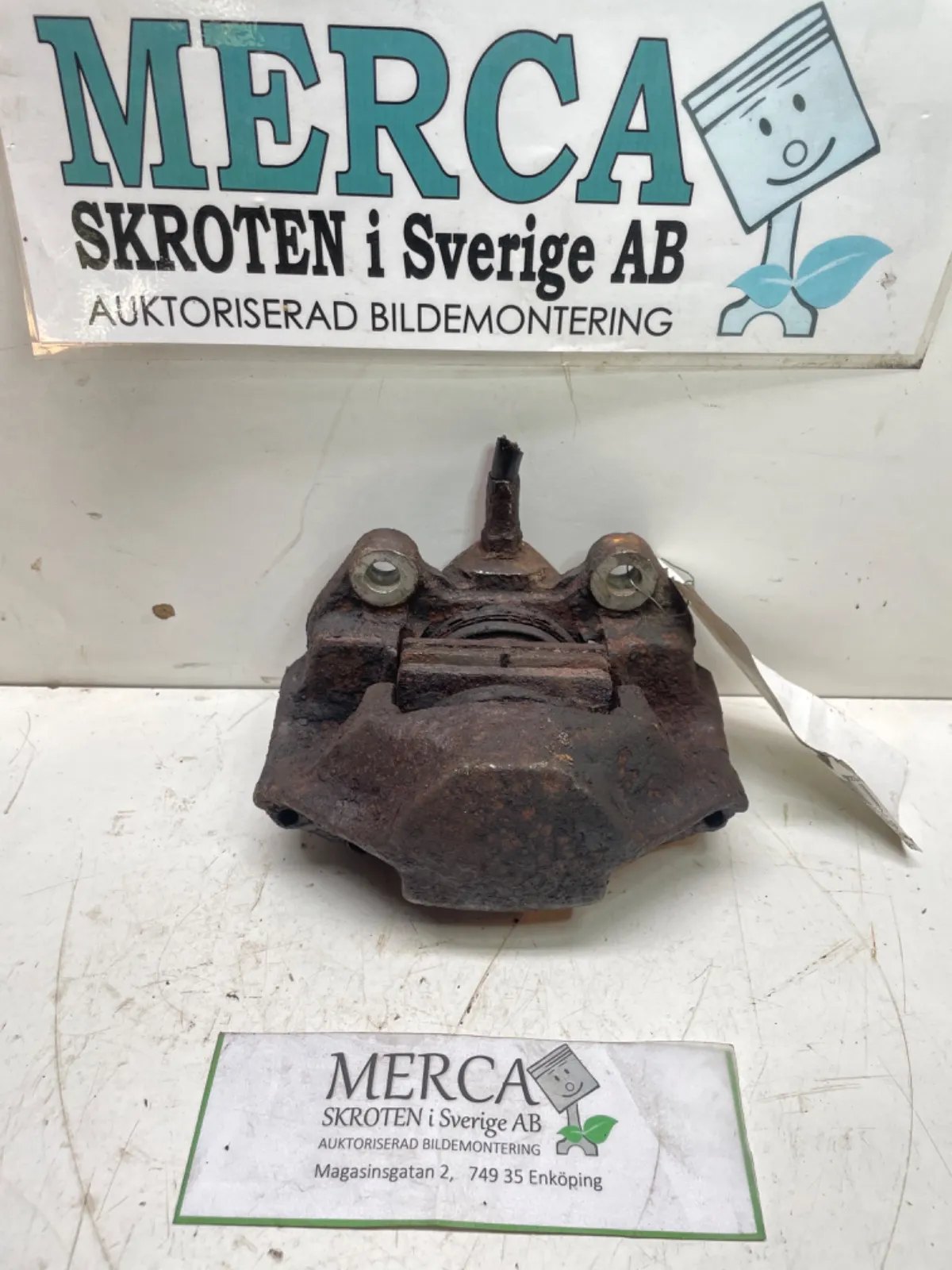 Mercedes-Benz Compakt W115 Bromsok fram vänster
