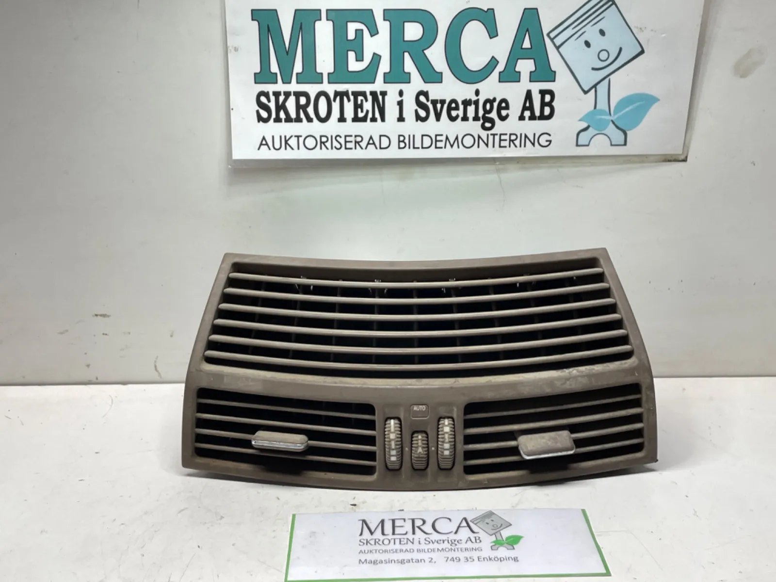 Mercedes-Benz S-klass W220 Instrumentbräda luftutblås