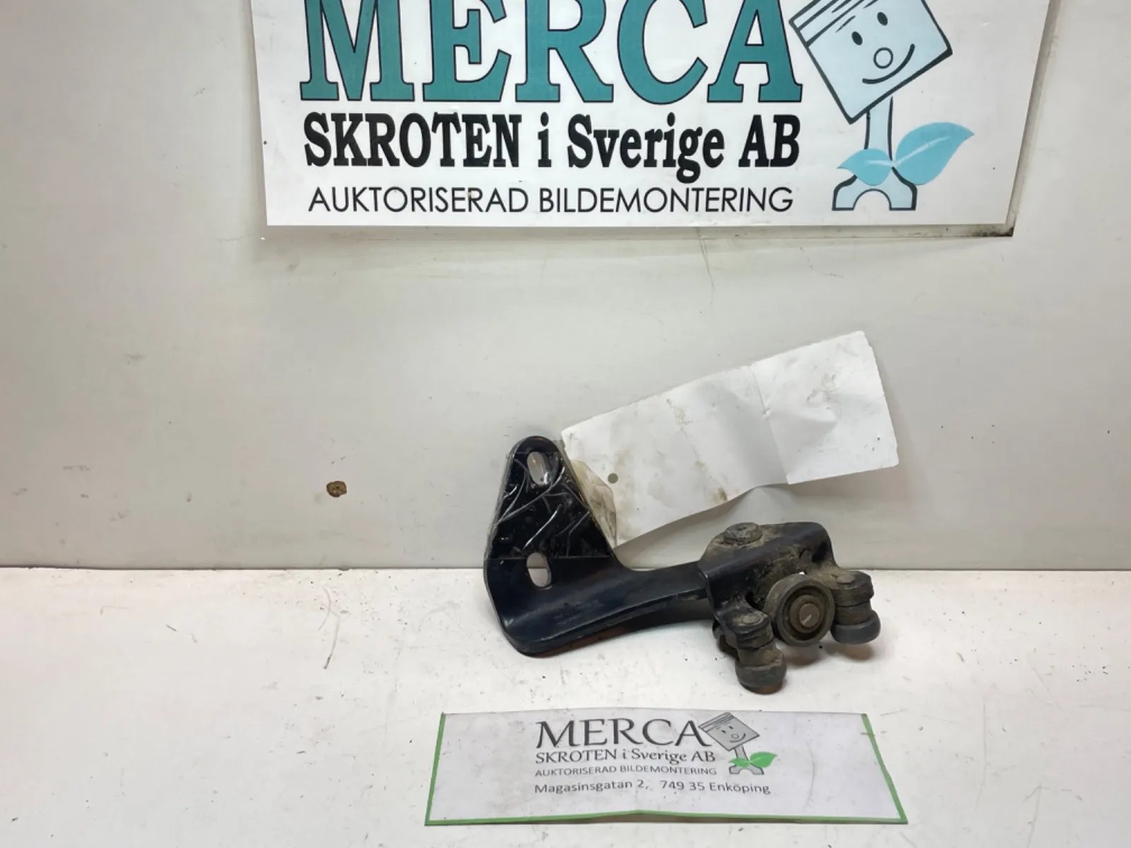Ford Transit Connect Dörrgångjärn