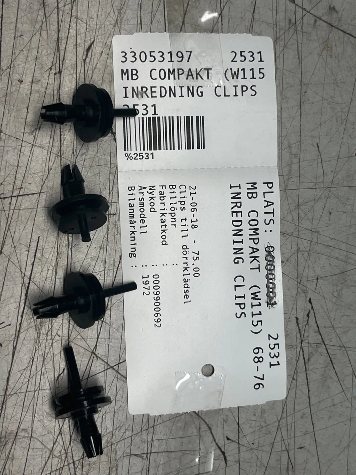 Mercedes-Benz Compakt W115 Inredning clips
