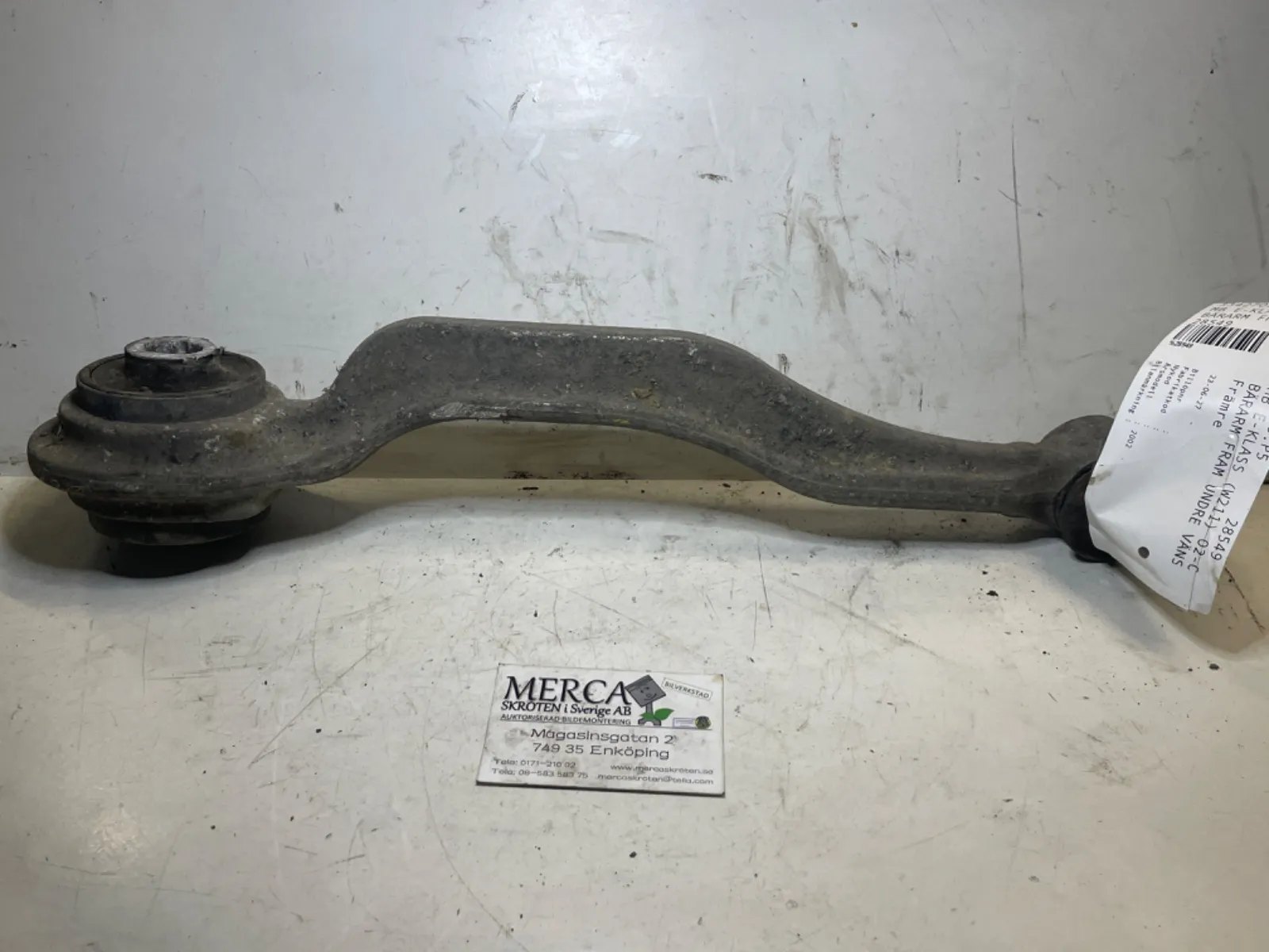 Mercedes-Benz E-klass W211 Bärarm fram undre vänster