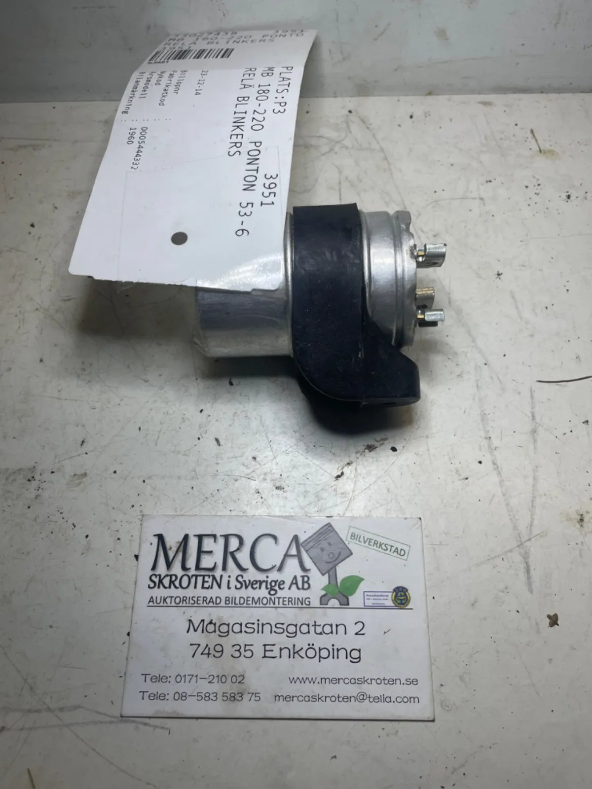 Mercedes-Benz 180-220 Ponton Relä blinkers