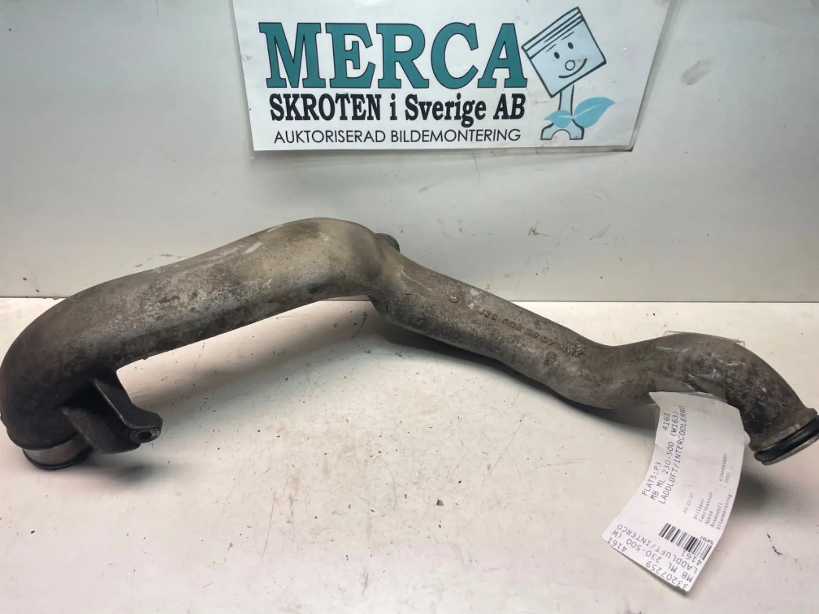 Mercedes-Benz ML 230-500 W163 Laddluft/intercoolerrör