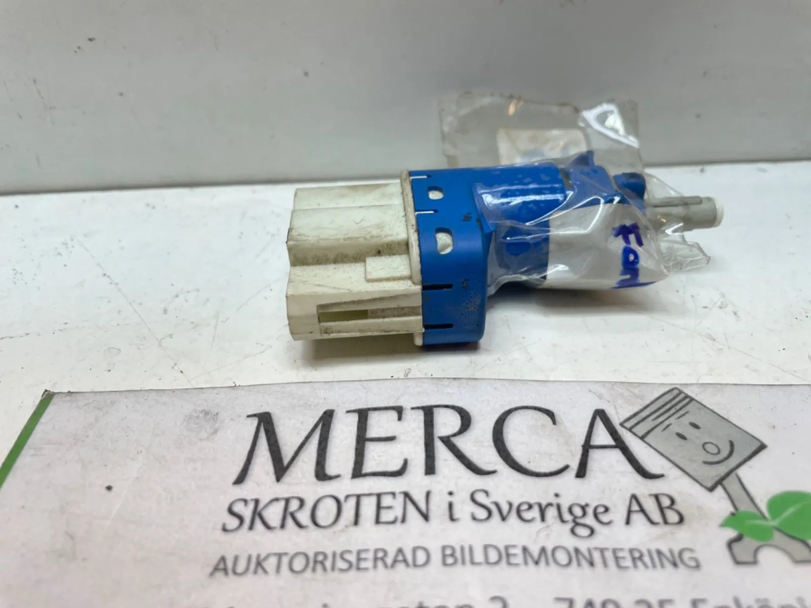 Ford Transit Connect Bromsljuskontakt