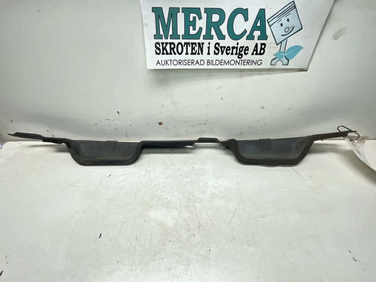 Mercedes-Benz ML 230-500 W163 List framskärm hö höger