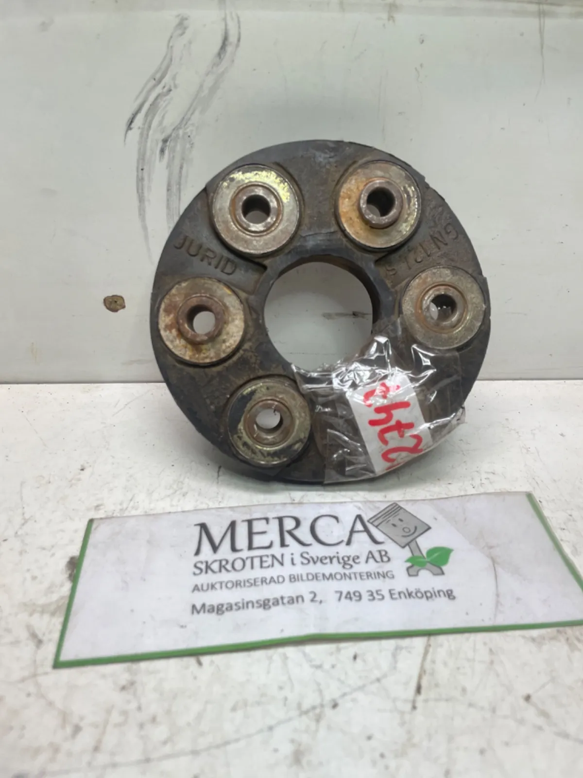 Mercedes-Benz Compakt W115 Mellanaxel gummiknut