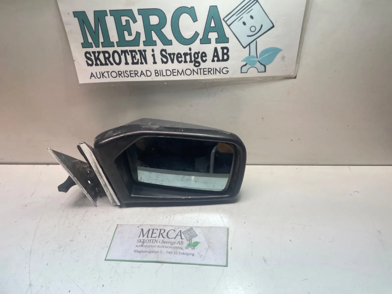 Mercedes-Benz Compakt W115 Spegel yttre justerbar hö höger