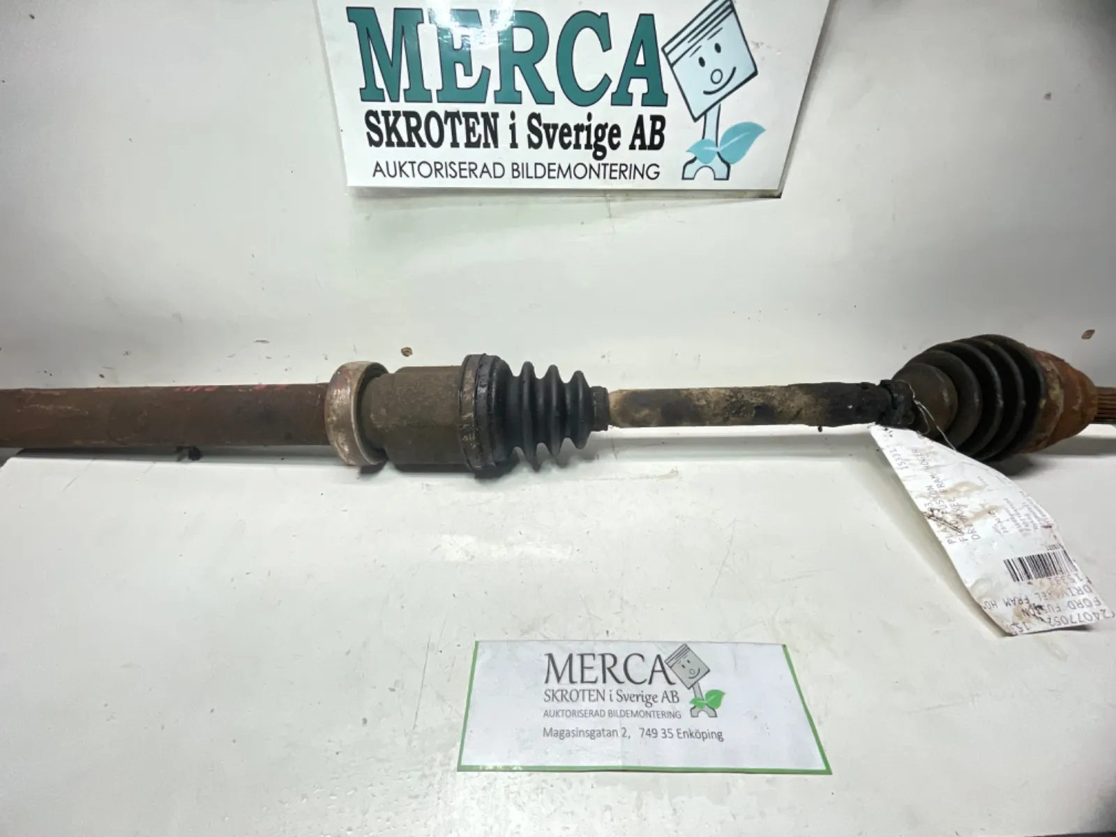 Ford Fusion Drivaxel fram höger