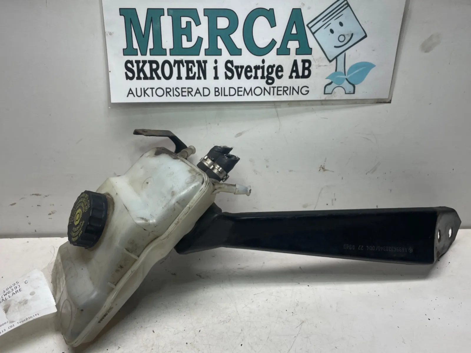Mercedes-Benz Vito/Viano W639 Bromsvätskebehållare