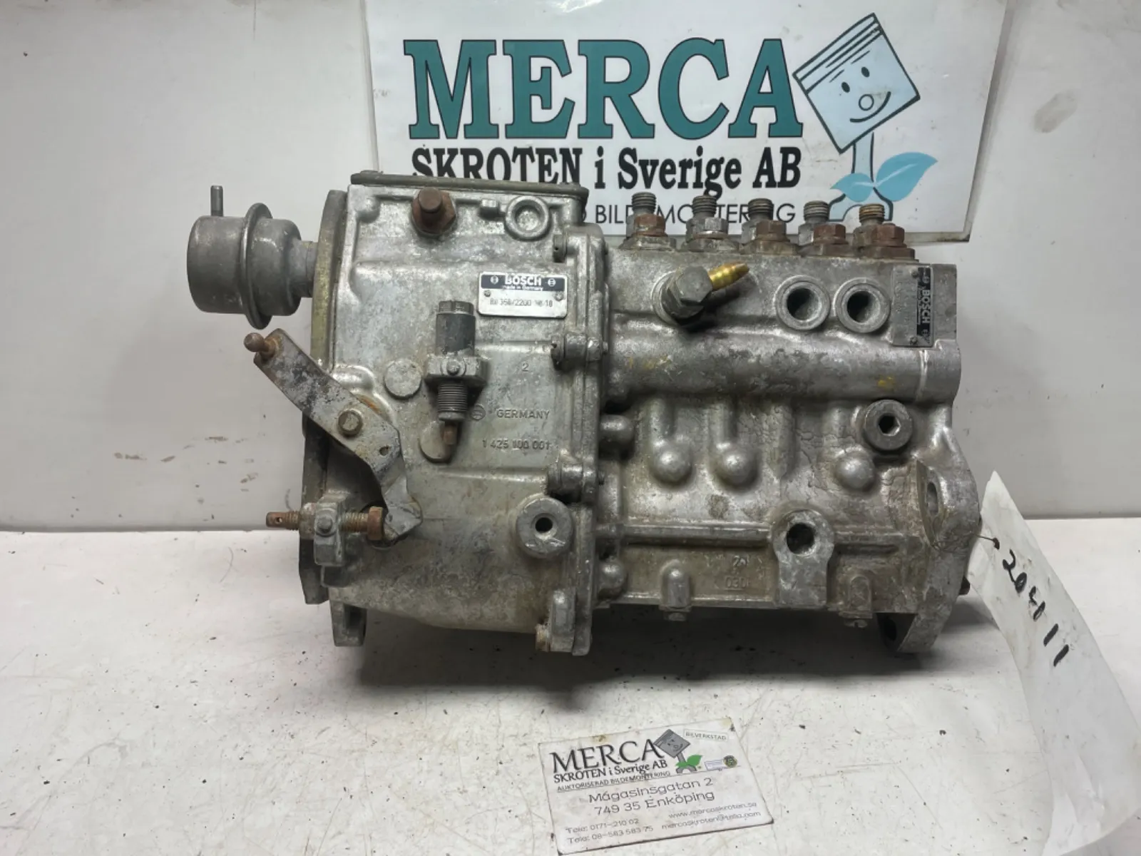 Mercedes-Benz 100 D Bränsle insp.pump diesel