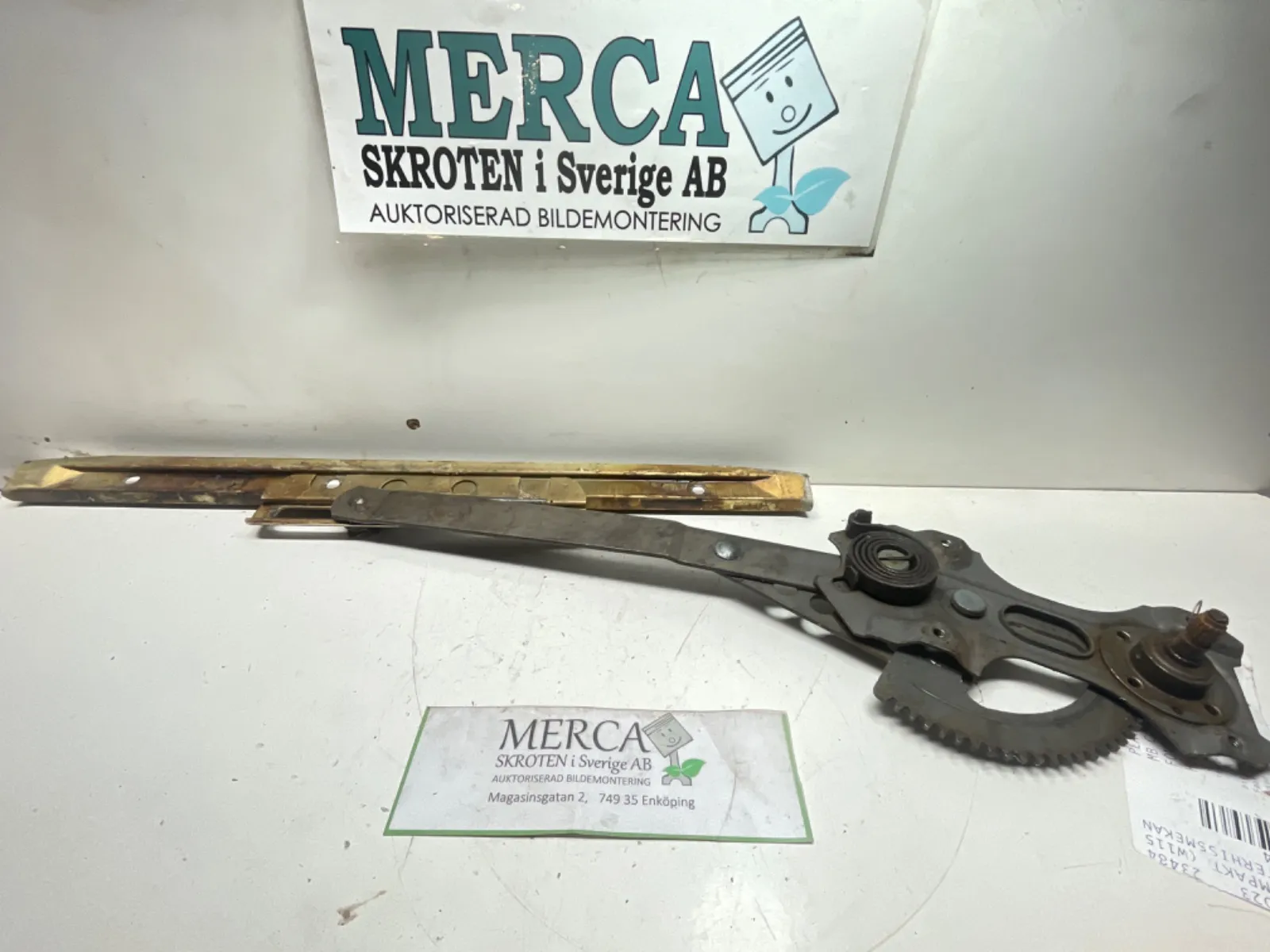 Mercedes-Benz Compakt W115 Fönsterhissmekanism