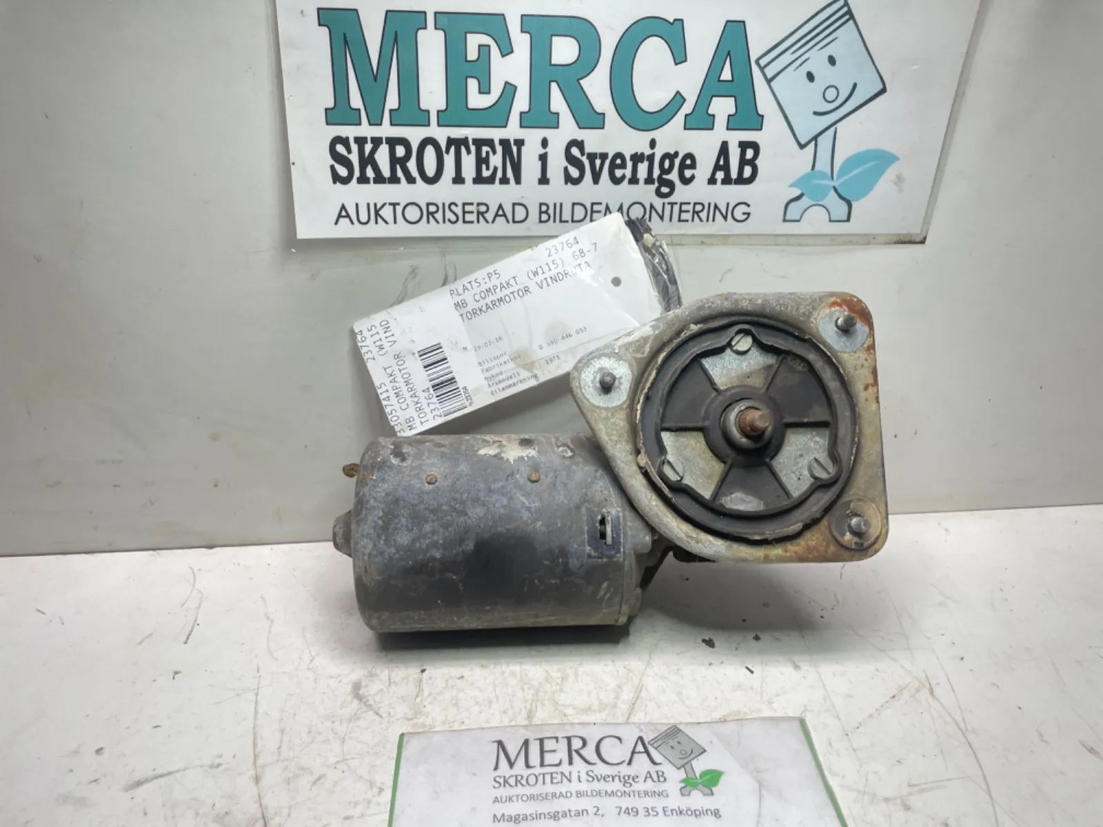 Mercedes-Benz Compakt W115 Torkarmotor vindruta