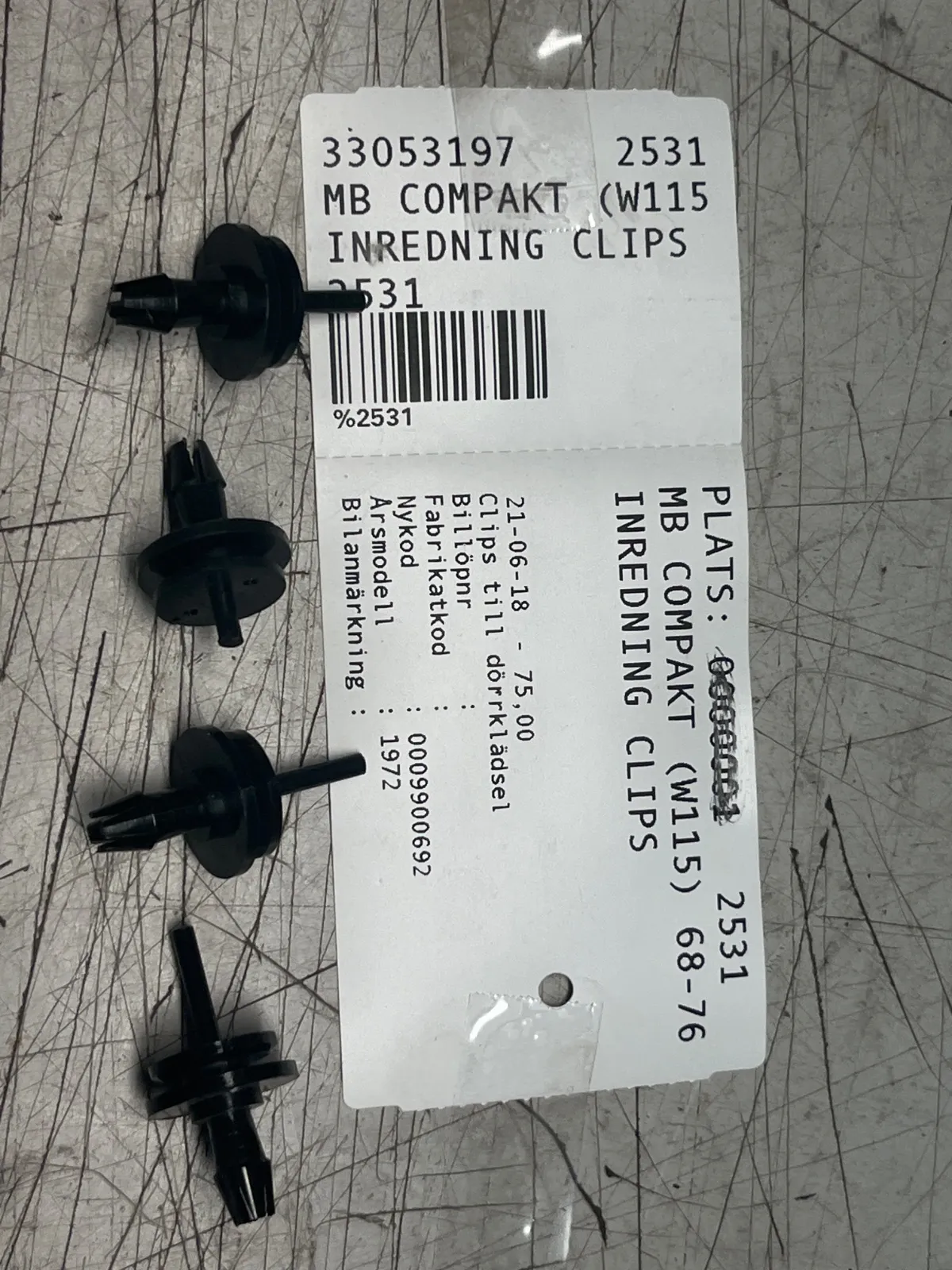 Mercedes-Benz Compakt W115 Inredning clips