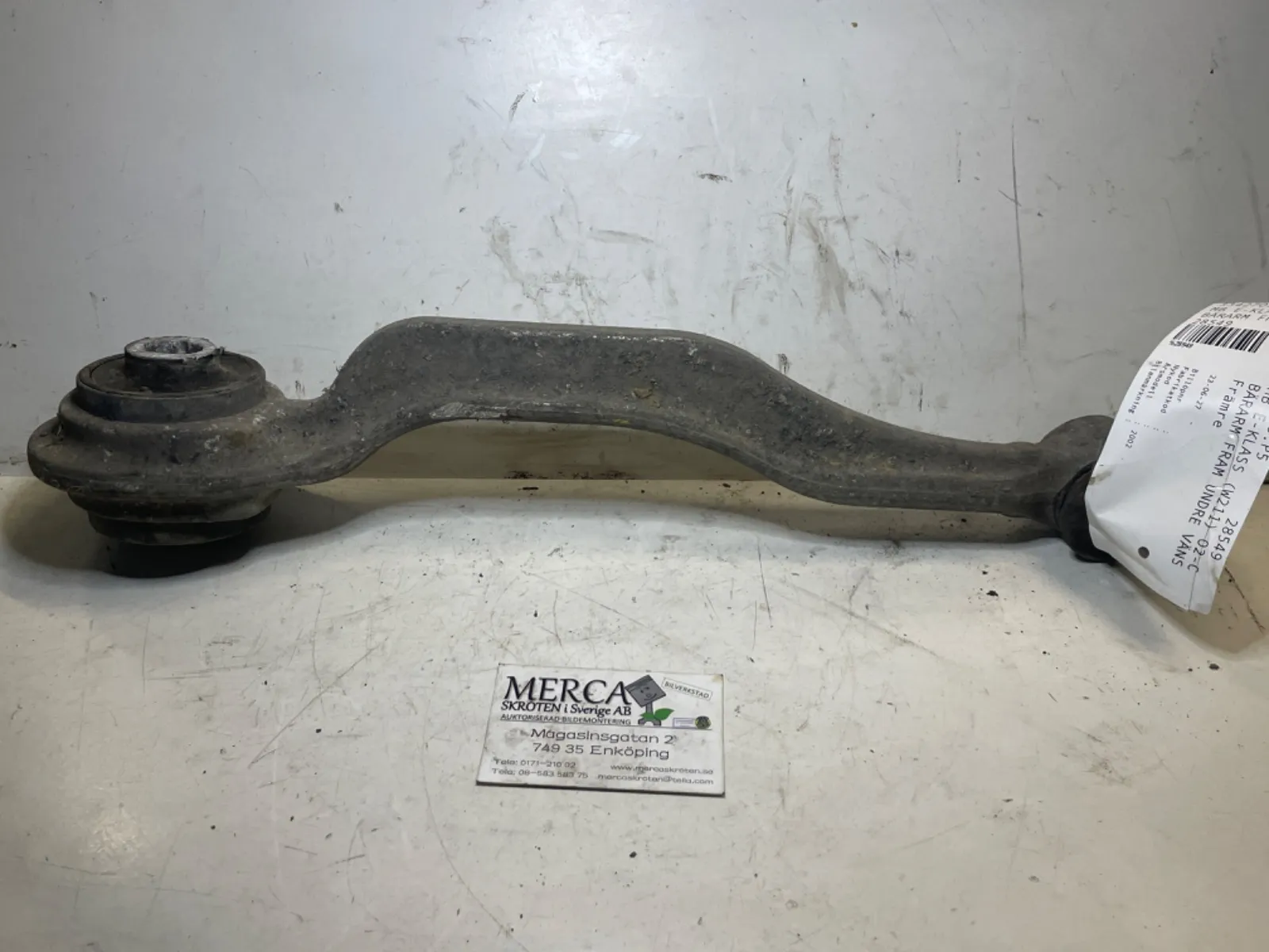 Mercedes-Benz E-klass W211 Bärarm fram undre vänster