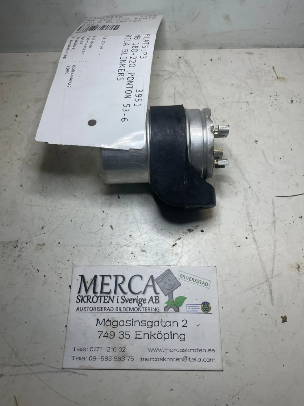 Mercedes-Benz 180-220 Ponton Relä blinkers