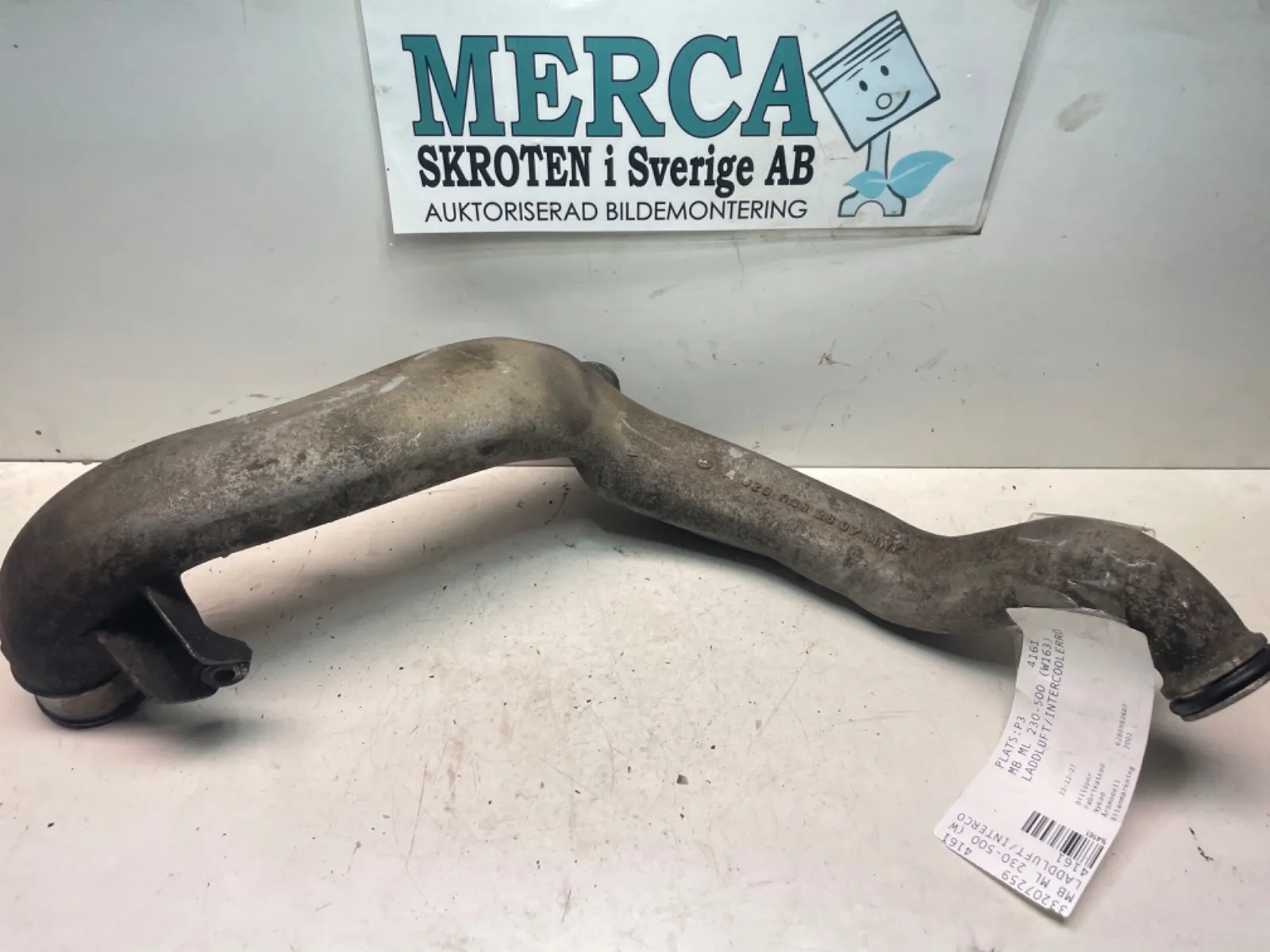Mercedes-Benz ML 230-500 W163 Laddluft/intercoolerrör