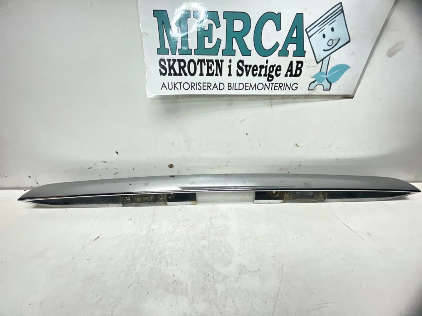 Mercedes-Benz ML 230-500 W163 List bak/baklucka