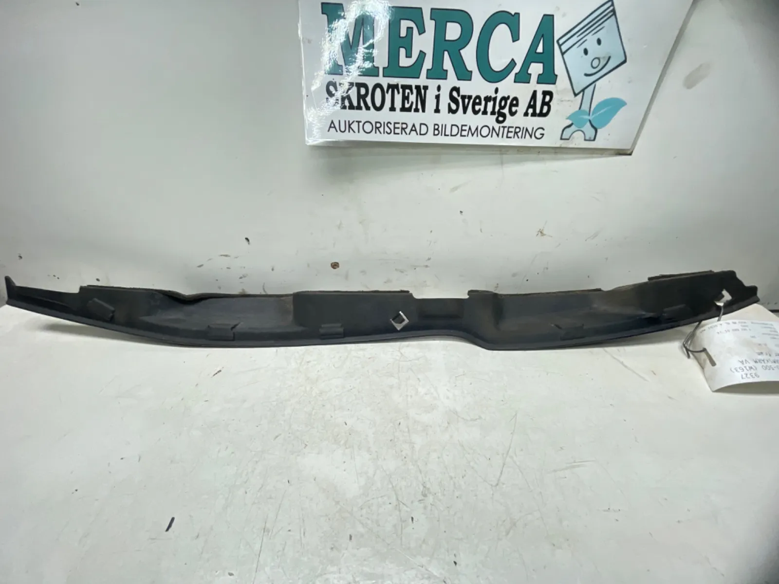 Mercedes-Benz ML 230-500 W163 List framskärm vä vänster