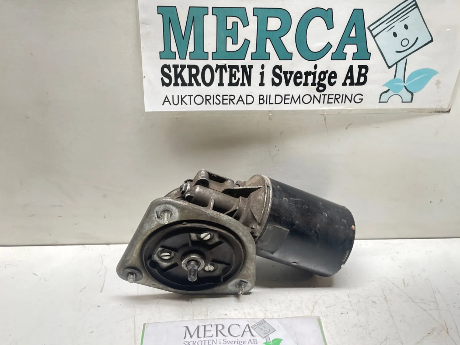 Mercedes-Benz Compakt W115 Torkarmotor vindruta